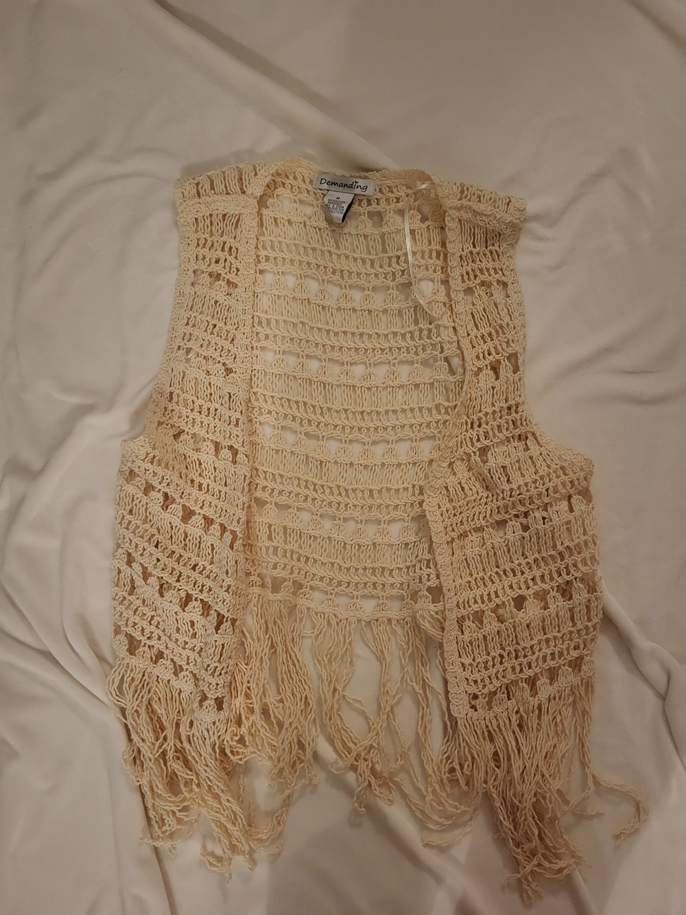Demanding Women's Crochet Fringe Vest in Cream